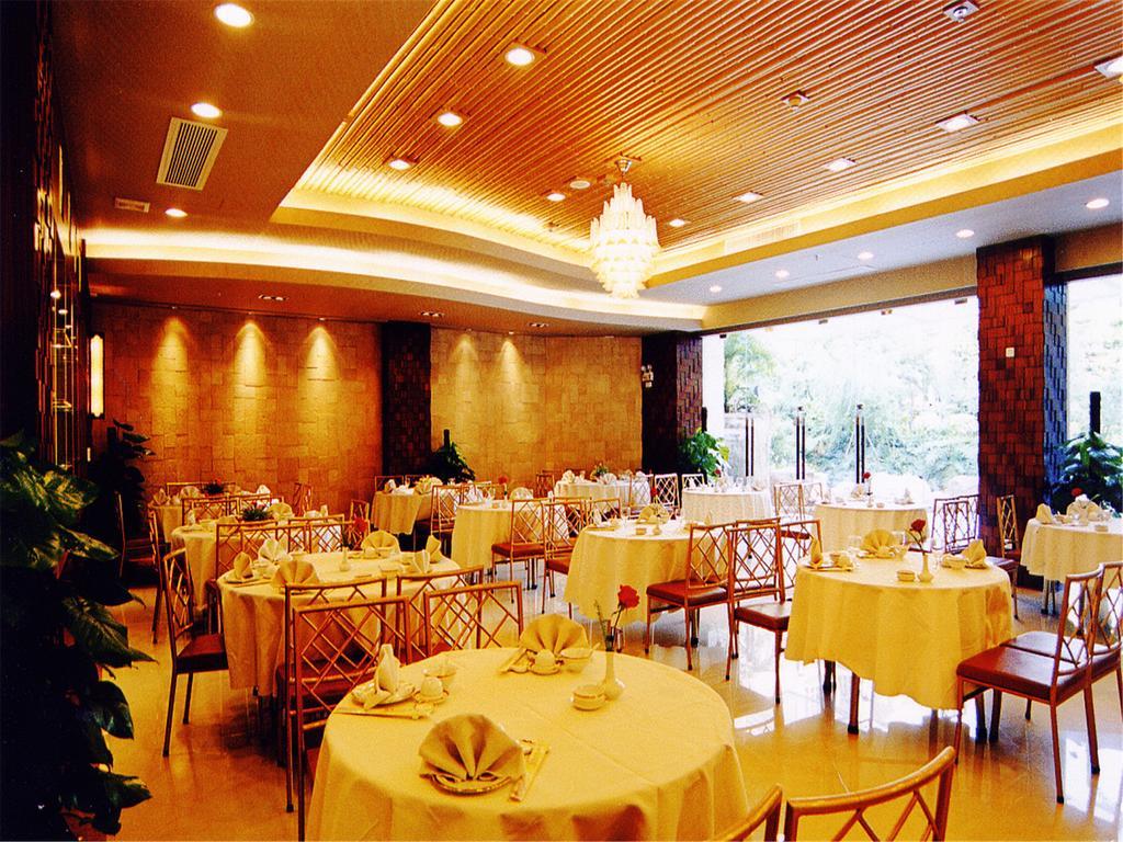 Yihe Hotel Kanton Zewnętrze zdjęcie