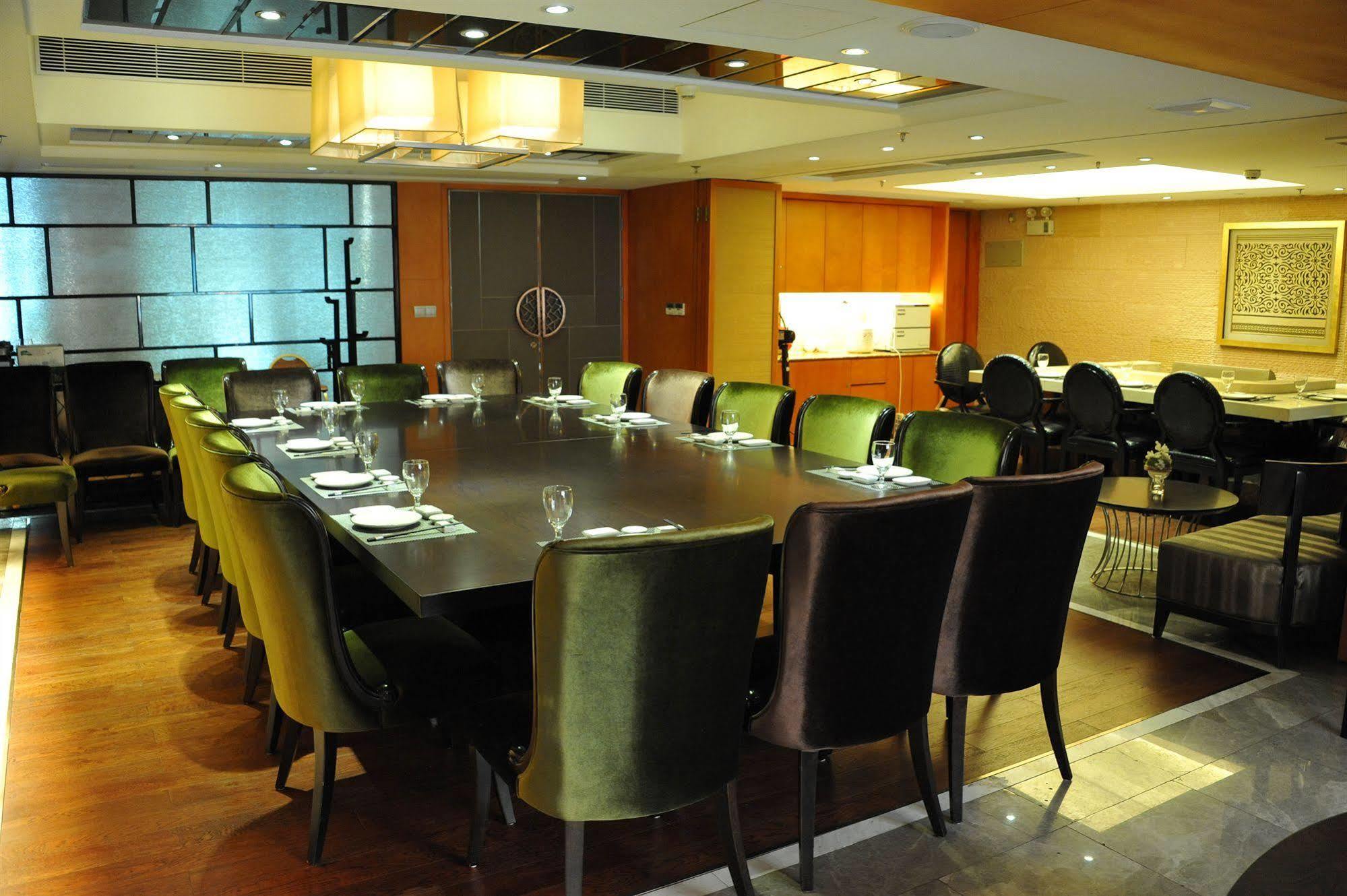 Yihe Hotel Kanton Zewnętrze zdjęcie